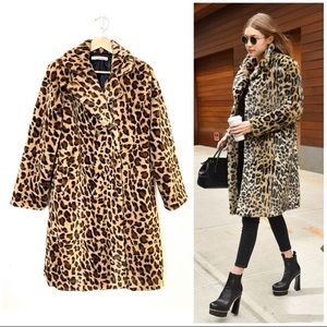 Faux fur leopard jacket